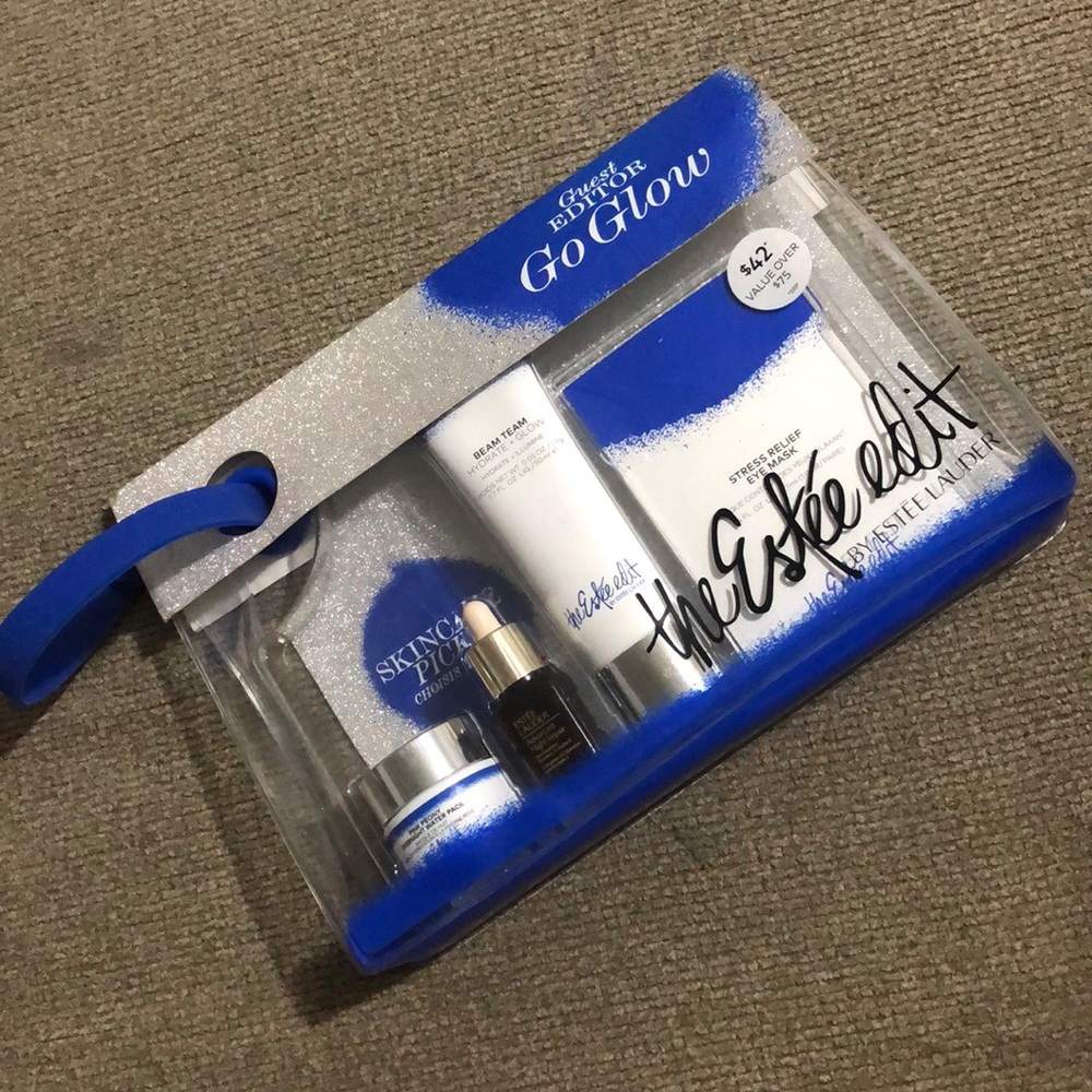 Estée Lauder Go Glow Kit